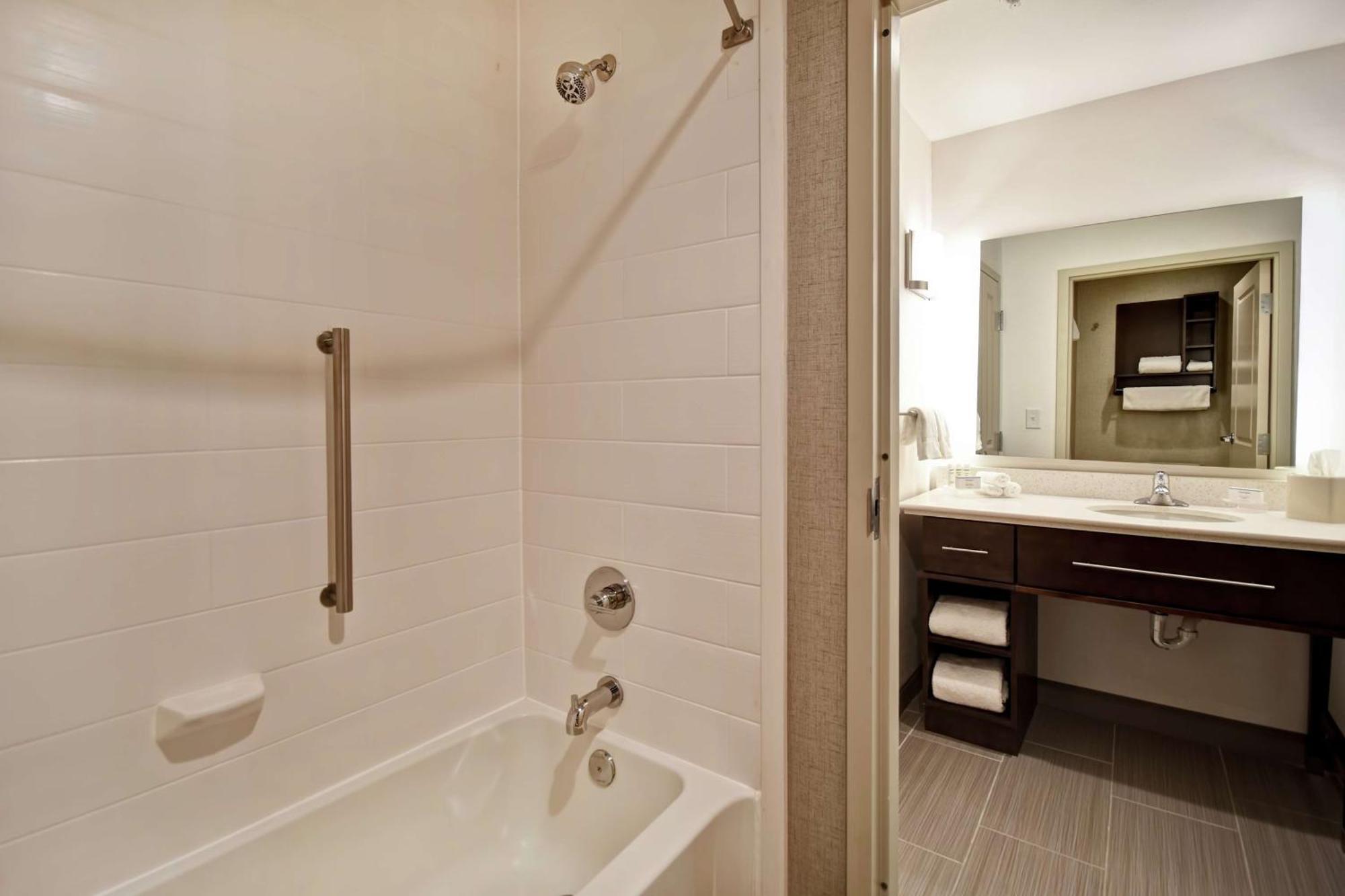 Homewood Suites By Hilton Novi Detroit Extérieur photo